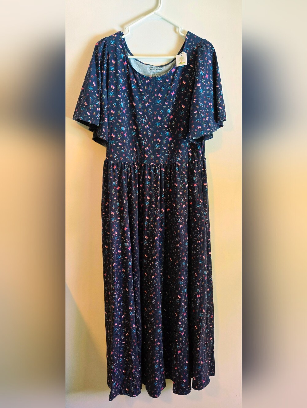 Super Cute Dresses L Floral Maxi Dress